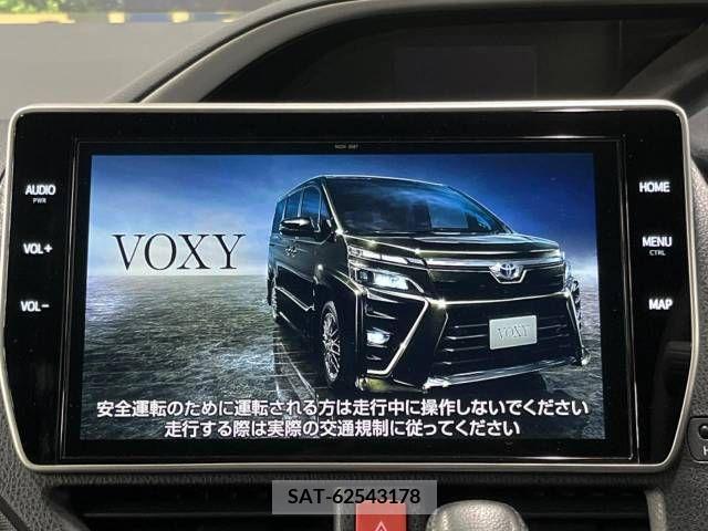 Toyota VOXY 2021-06 289961-3