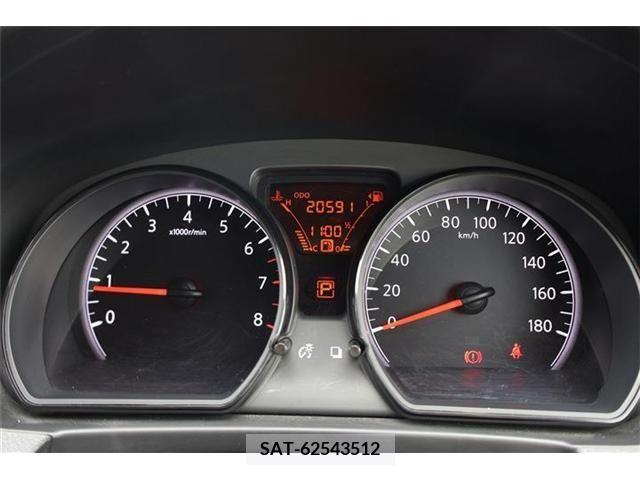 Nissan NOTE 2015-04 327866-6