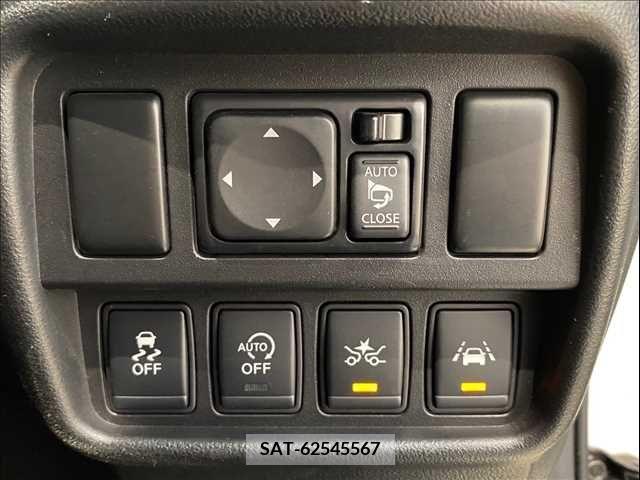 Nissan JUKE 2015-11 273994-4