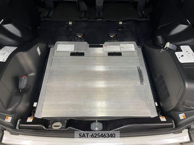 Toyota VOXY 2019-06 385251-14