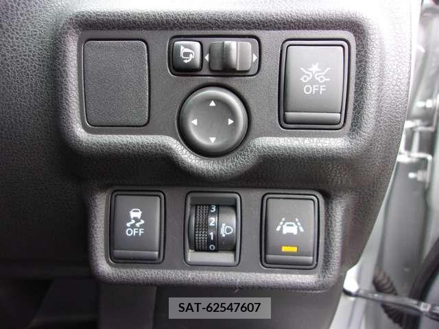 Nissan NOTE 2018-01 376570-3