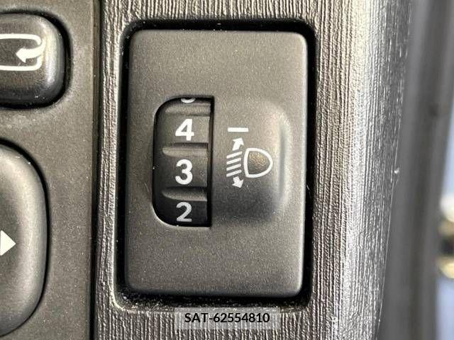Toyota VITZ 2013-07 314523-7