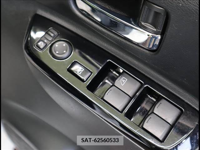 Nissan ROOX 2021-11 334282-13