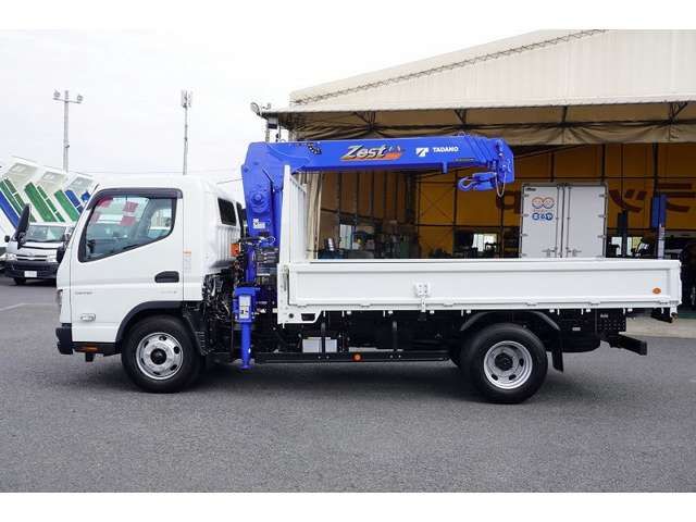Mitsubishi CANTER 2023-03 14353-2