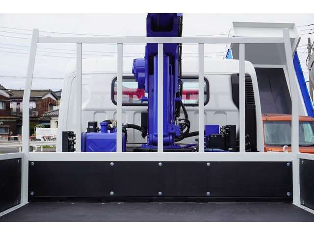 Mitsubishi CANTER 2023-03 14353-14