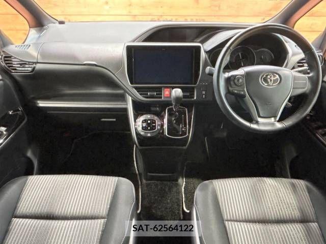 Toyota VOXY 2019-11 289911-1
