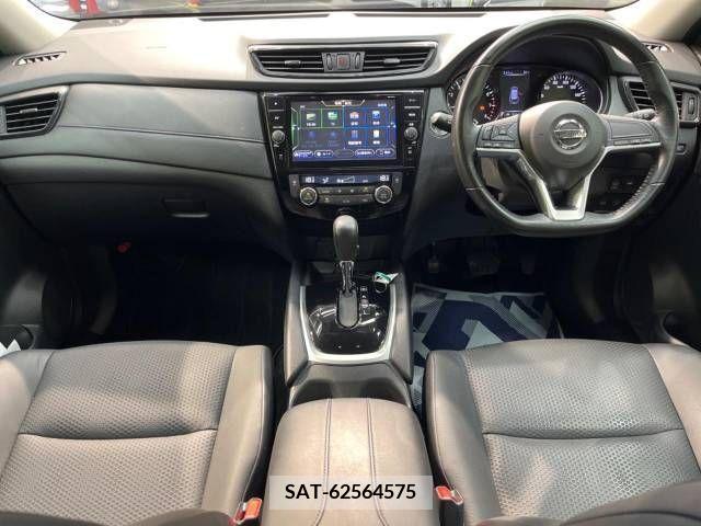 Nissan X-TRAIL 2017-08 316165-1
