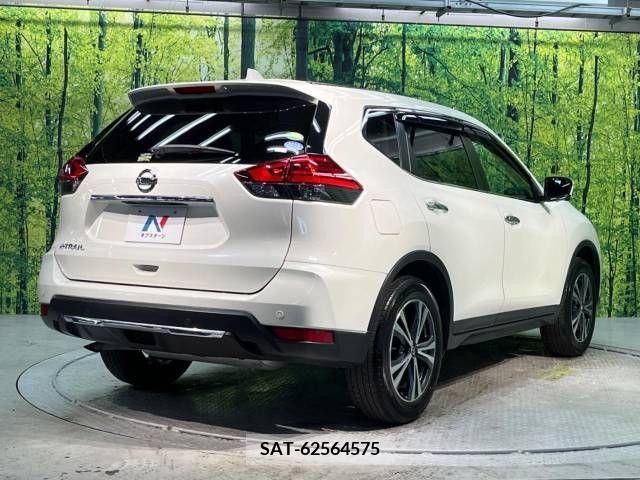 Nissan X-TRAIL 2017-08 316165-17