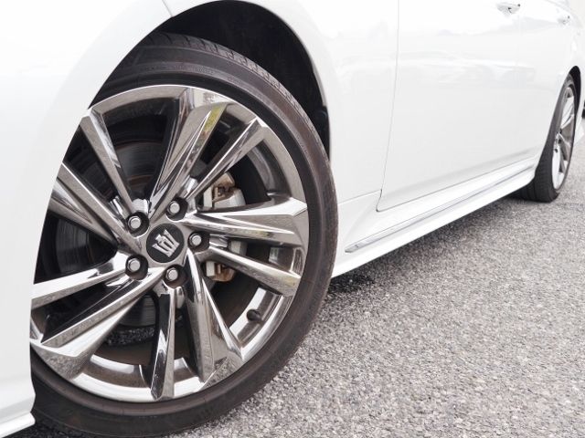 Toyota CROWN SEDAN 2021-02 21812-9