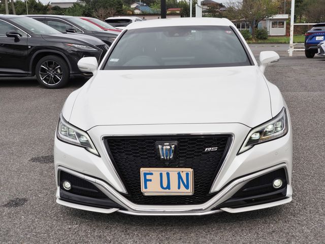 Toyota CROWN SEDAN 2021-02 21812-1