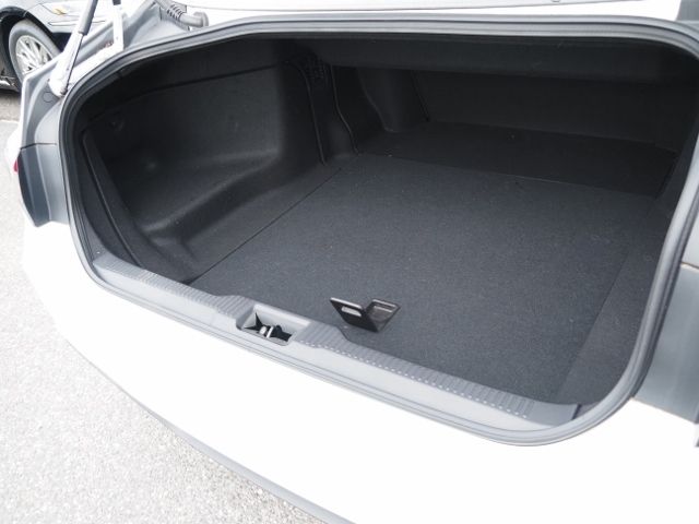 Toyota CROWN SEDAN 2021-02 21812-16