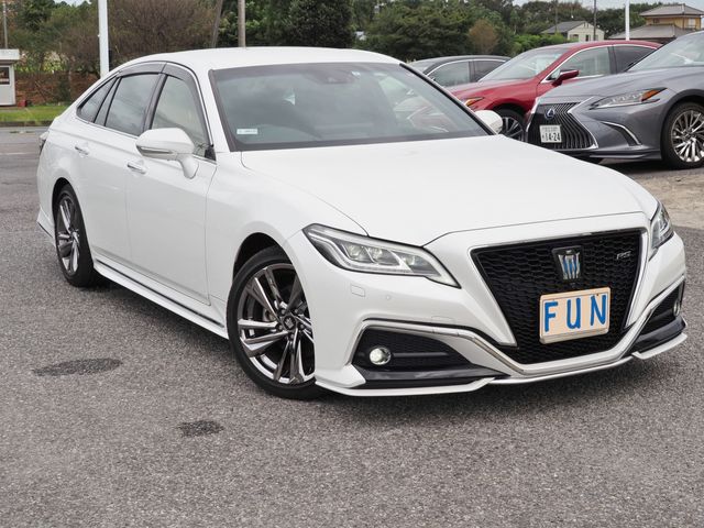 Toyota CROWN SEDAN 2021-02 21812-2