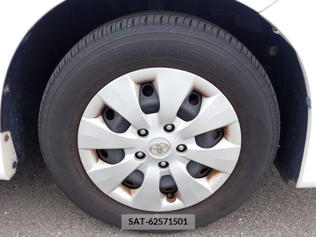Toyota VOXY 2013-07 380433-23