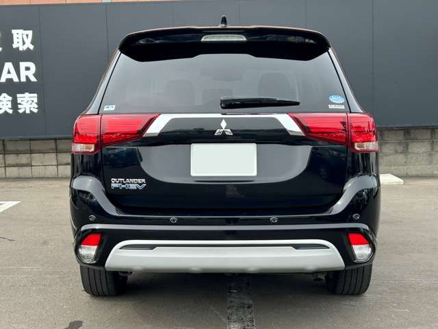 Mitsubishi OUTLANDER PHEV 2019-08 11024-15