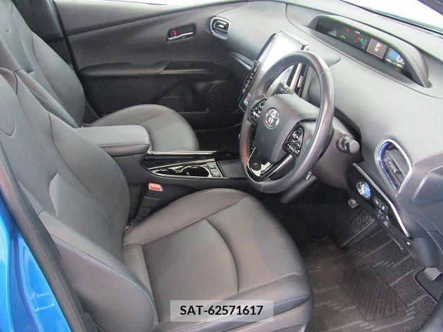 Toyota PRIUS 2019-03 281755-9