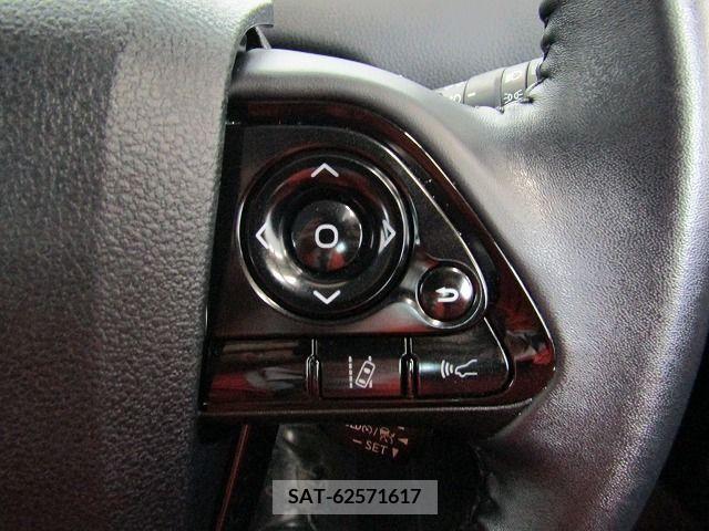Toyota PRIUS 2019-03 281755-16