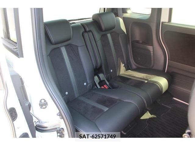 Honda N BOX CUSTOM 2022-02 279029-14