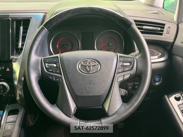 Toyota ALPHARD 2022-10 215778-12