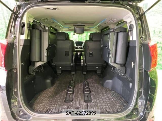 Toyota ALPHARD 2022-10 215778-11