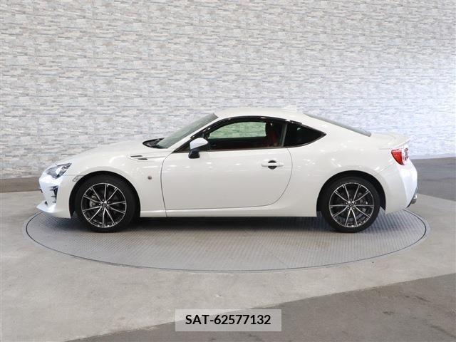 Toyota 86 2017-08 202751-6