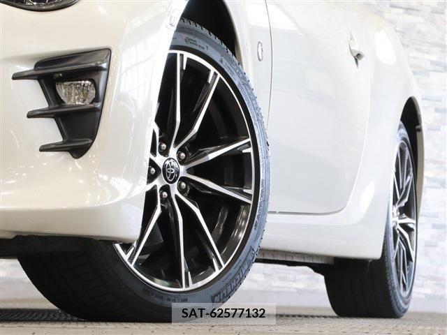 Toyota 86 2017-08 202751-9