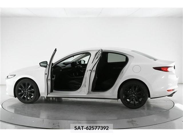 Mazda MAZDA3 2021-11 219122-5