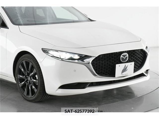 Mazda MAZDA3 2021-11 219122-2