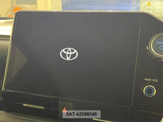 Toyota VOXY HYBRID 2022-10 341953-2