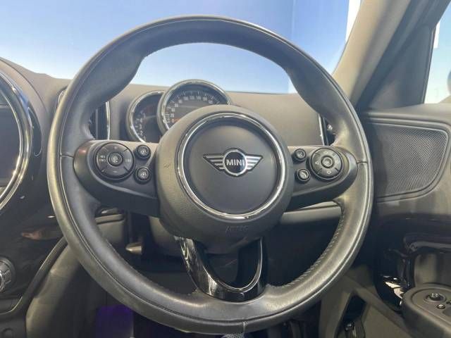 Bmw MINI 2019-11 192848-11