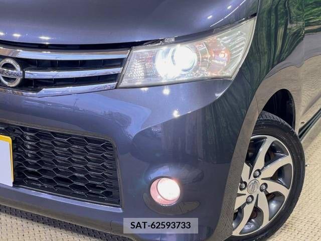 Nissan ROOX 2011-05 276189-11