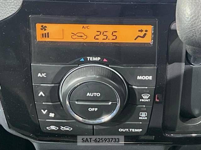 Nissan ROOX 2011-05 276189-6