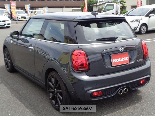 Bmw MINI 2018-09 381858-1