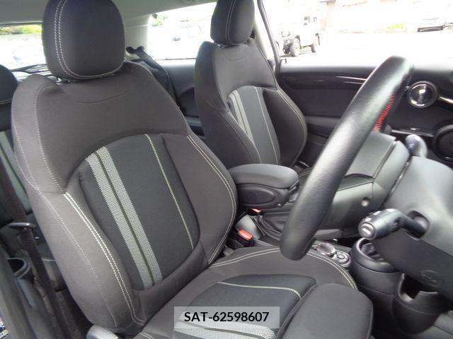 Bmw MINI 2018-09 381858-18