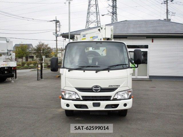 Hino DUTRO 2017-12 200486-1