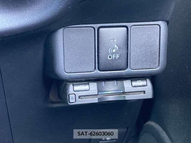 Toyota AQUA 2014-08 208736-11