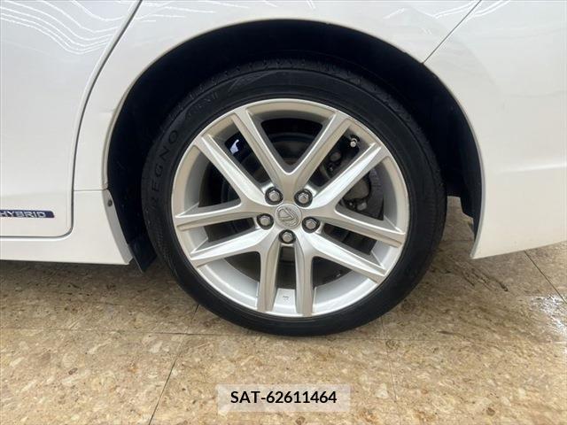 Lexus CT 2014-06 334289-24
