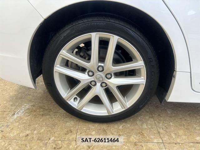 Lexus CT 2014-06 334289-23