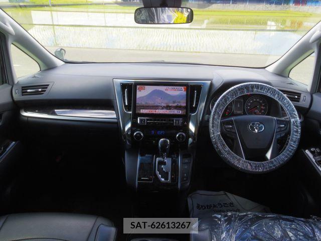 Toyota ALPHARD 2018-09 259056-7