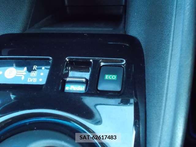 Nissan LEAF 2019-03 225108-10