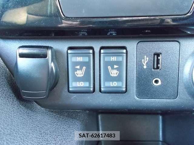 Nissan LEAF 2019-03 225108-9