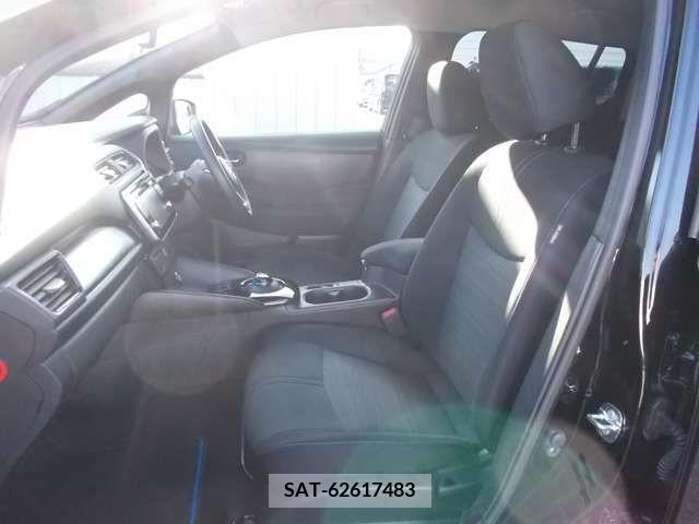 Nissan LEAF 2019-03 225108-18