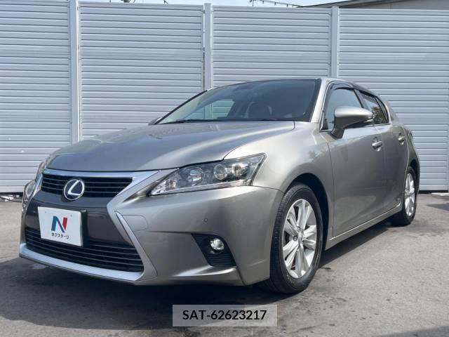 Lexus CT 2016-12 275219-16