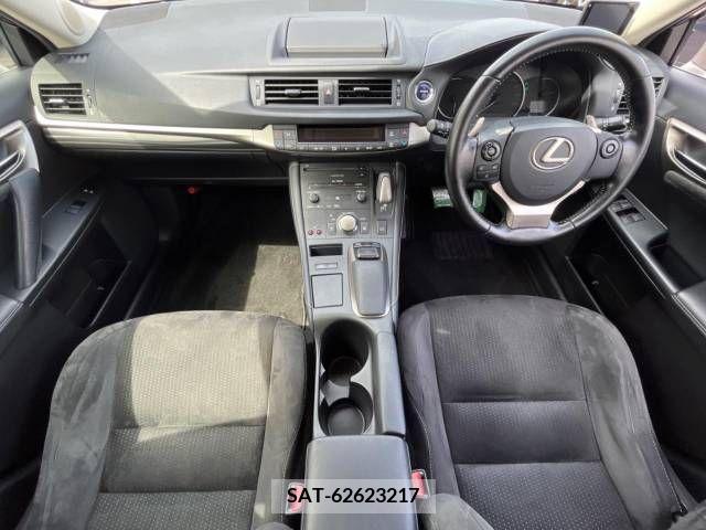 Lexus CT 2016-12 275219-1