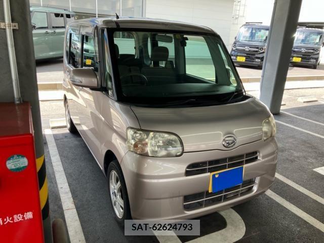 Daihatsu TANTO 2011-10 394518-1