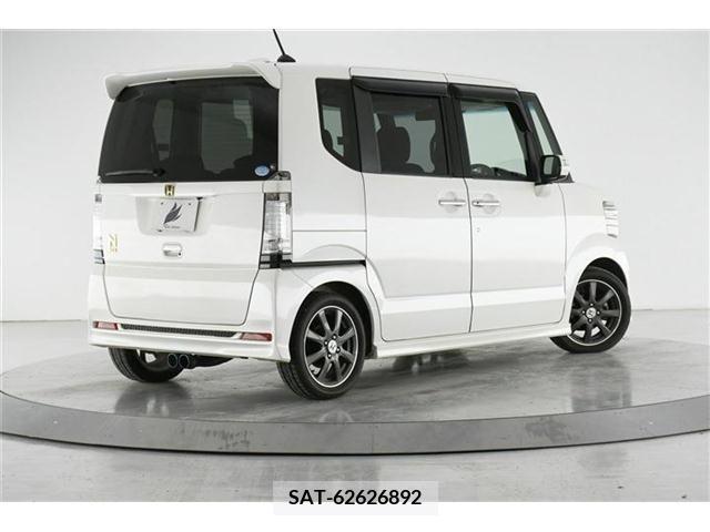 Honda N BOX 2013-03 334852-1