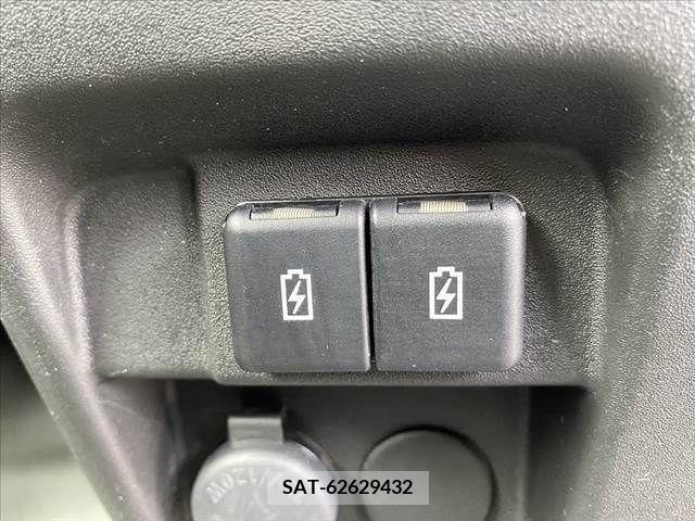 Suzuki SPACIA 2022-01 285656-5