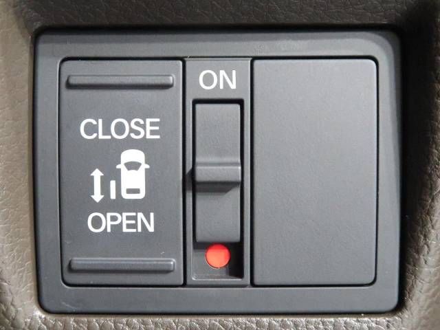 Honda N BOX 2022-03 182324-5