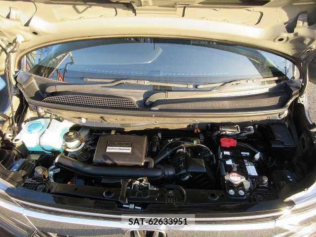 Honda N BOX CUSTOM 2018-03 371925-19