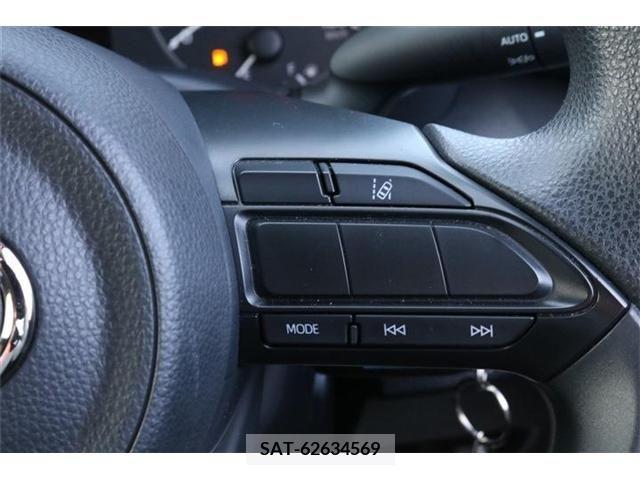 Toyota YARIS 2020-09 202939-11