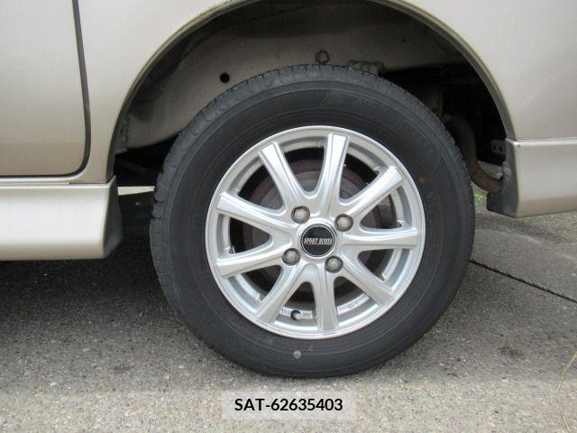 Suzuki EVERY WAGON 2004-09 379158-17